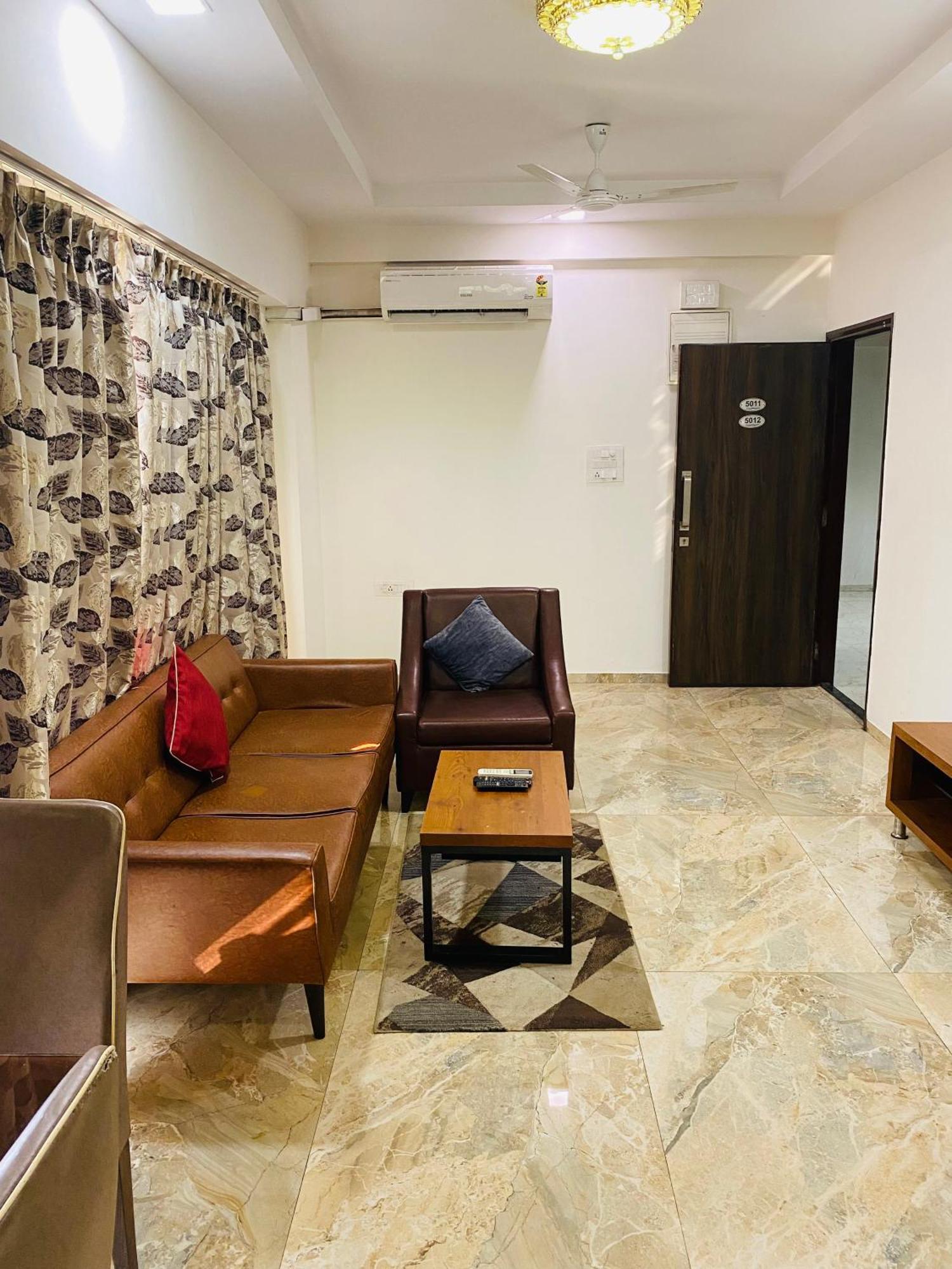 Mumbai House Luxury Apartments Santacruz East, Mumbai Dış mekan fotoğraf