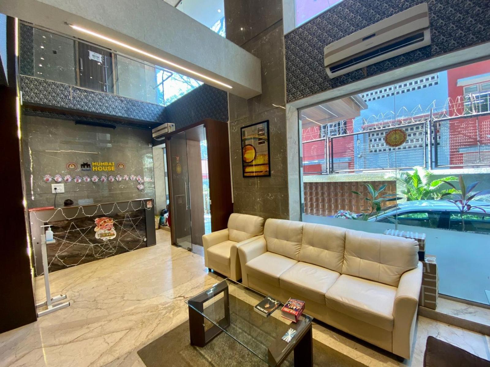 Mumbai House Luxury Apartments Santacruz East, Mumbai Dış mekan fotoğraf