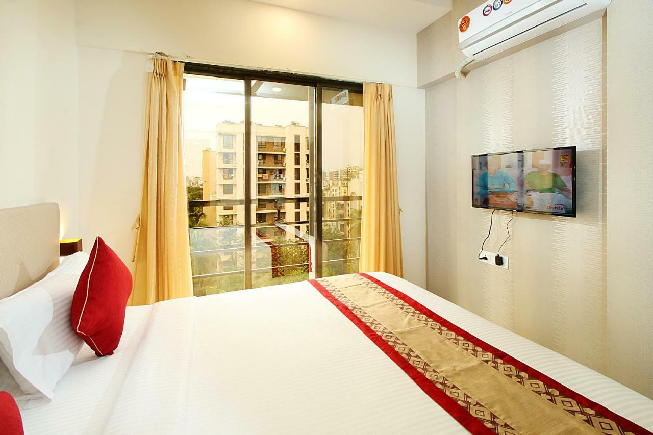 Mumbai House Luxury Apartments Santacruz East, Mumbai Dış mekan fotoğraf