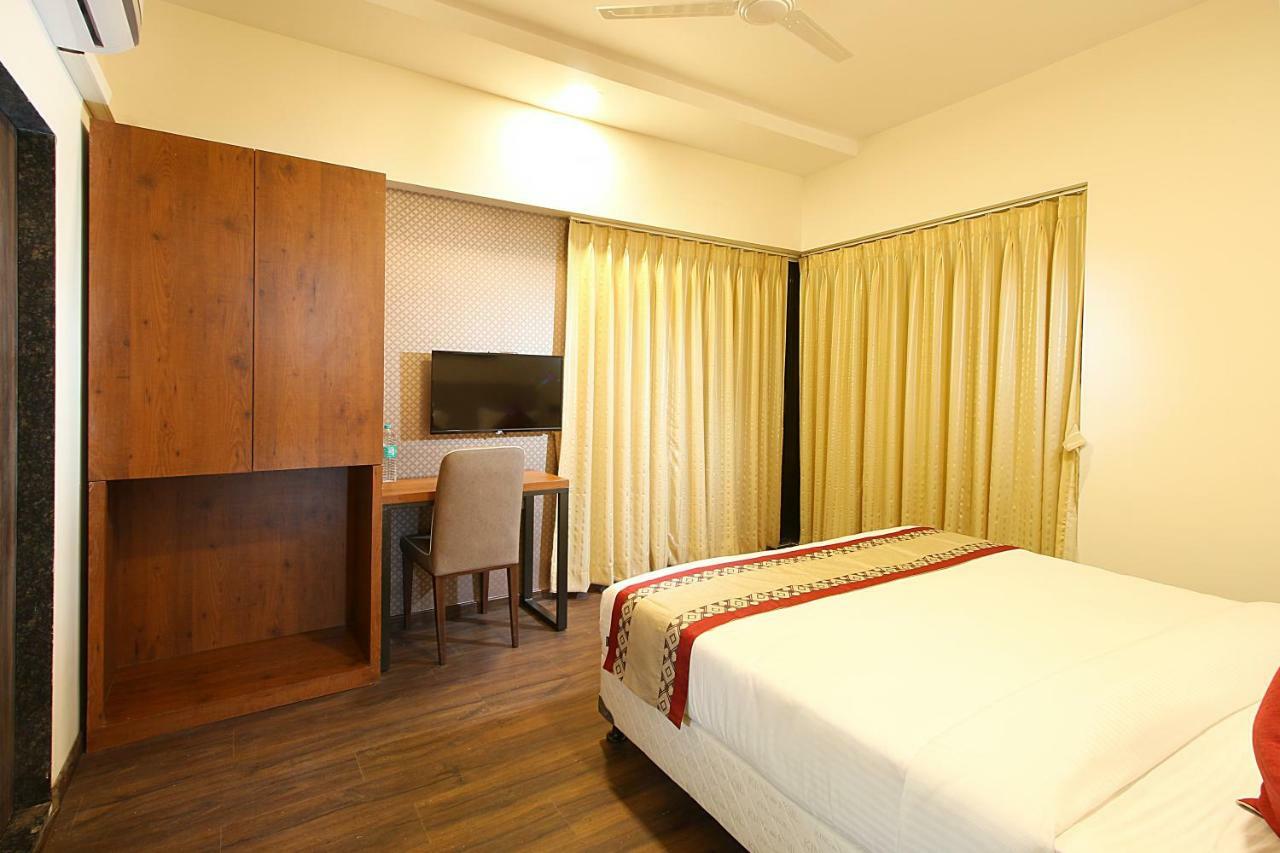 Mumbai House Luxury Apartments Santacruz East, Mumbai Dış mekan fotoğraf